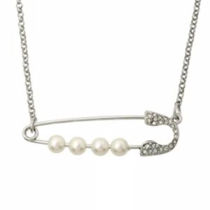 BETSEY JOHNSON silver, pearl & rhinestone safety pin necklace.